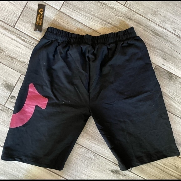 NEW Authentic True Religion Sweat Shorts Black Red - Picture 6 of 9